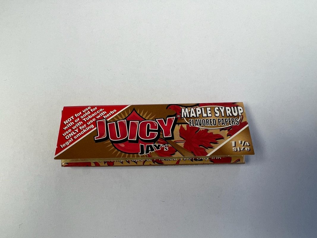 Juicy Jays Maple Syrup Flavored Rolling Papers